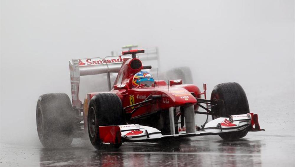 Alonso, bajo la lluvia de Canadá