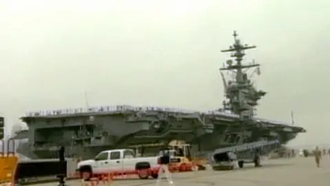 El portaaviones USS Carl Vinson El portaaviones USS Carl Vinson