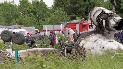 Mueren 44 personas al estrellarse un T&uacute;polev 134 en Rusia