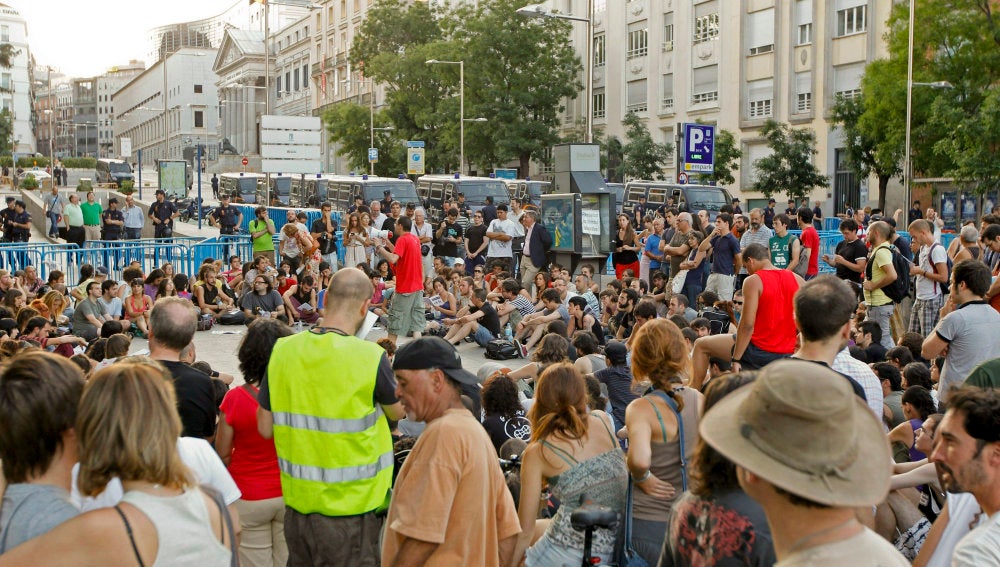 'Indignados' junto al Congreso de los Diputados