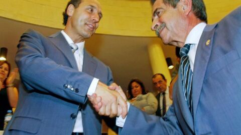 Revilla pasa el testigo a Ignacio Diego