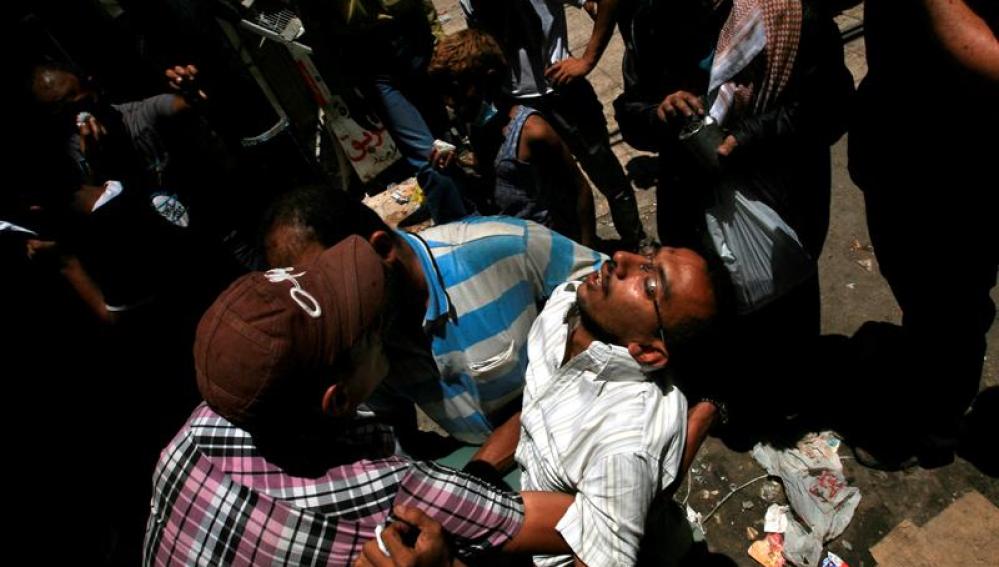 Heridos en las protestas en El Cairo