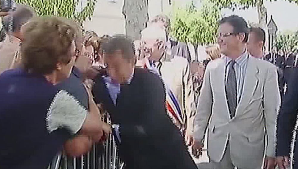 Nicolás Sarkozy, agredido