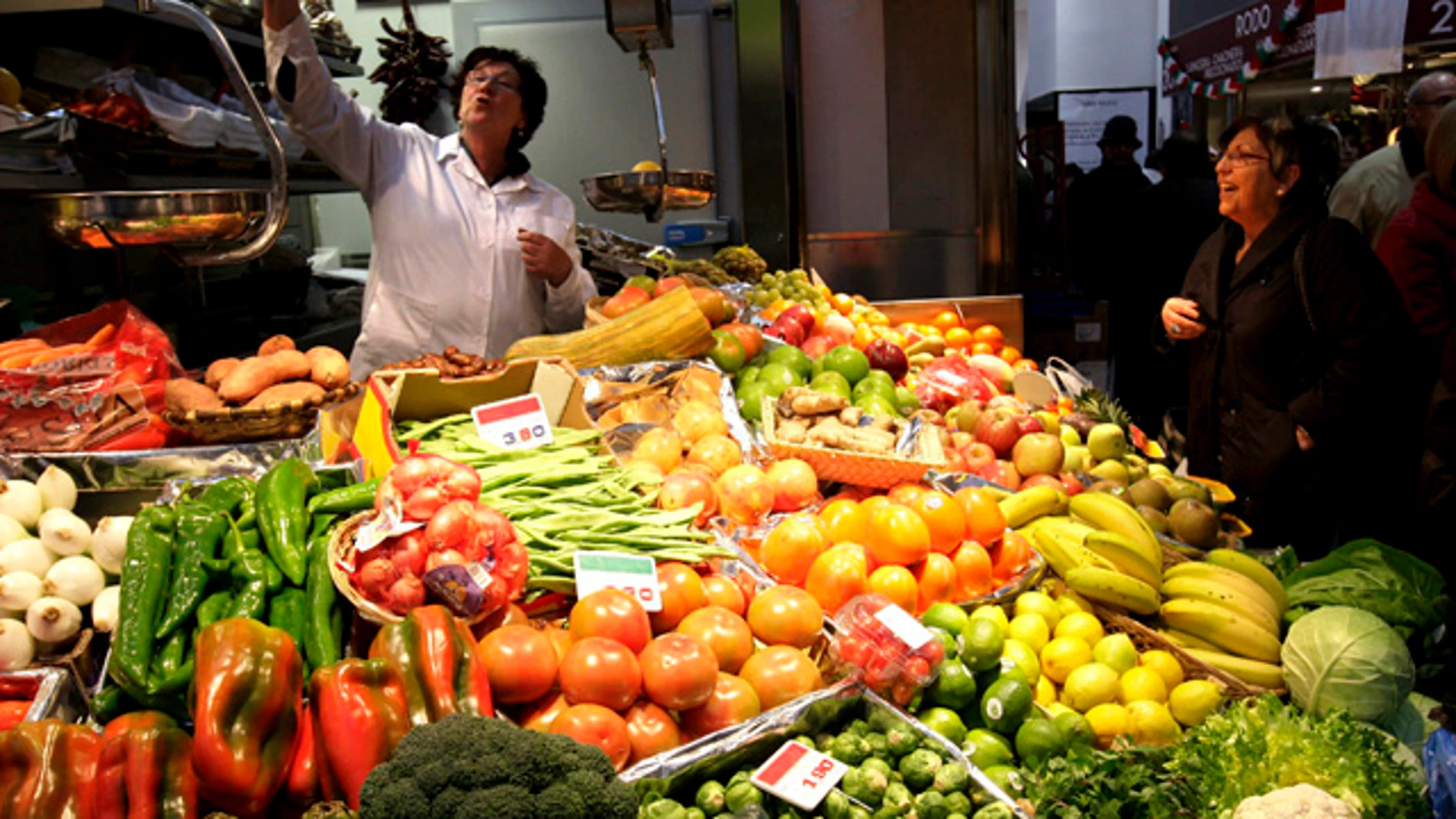Vista del interior del Mercado de la Ribera Vista del interior del Mercado de la Ribera