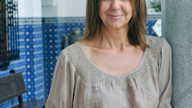 Ganadores de los cinco libros de 'El tiempo entre costuras' firmados por María Dueñas