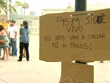Altercados en San Telmo en el desalojo de los indignados Altercados en San Telmo en el desalojo de los indignados