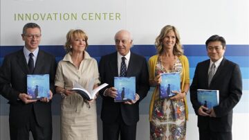 Aguirre y Gallardón en la apertura del centro de innovación del BBVA