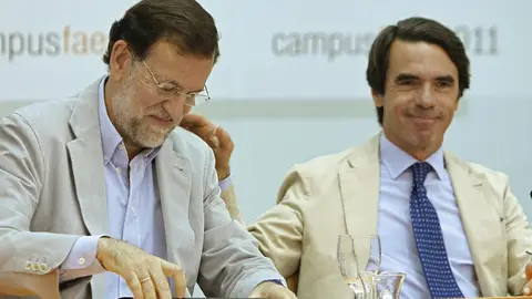 Mariano Rajoy junto a José María Aznar Mariano Rajoy junto a José María Aznar
