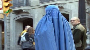 Niña burka en Melilla