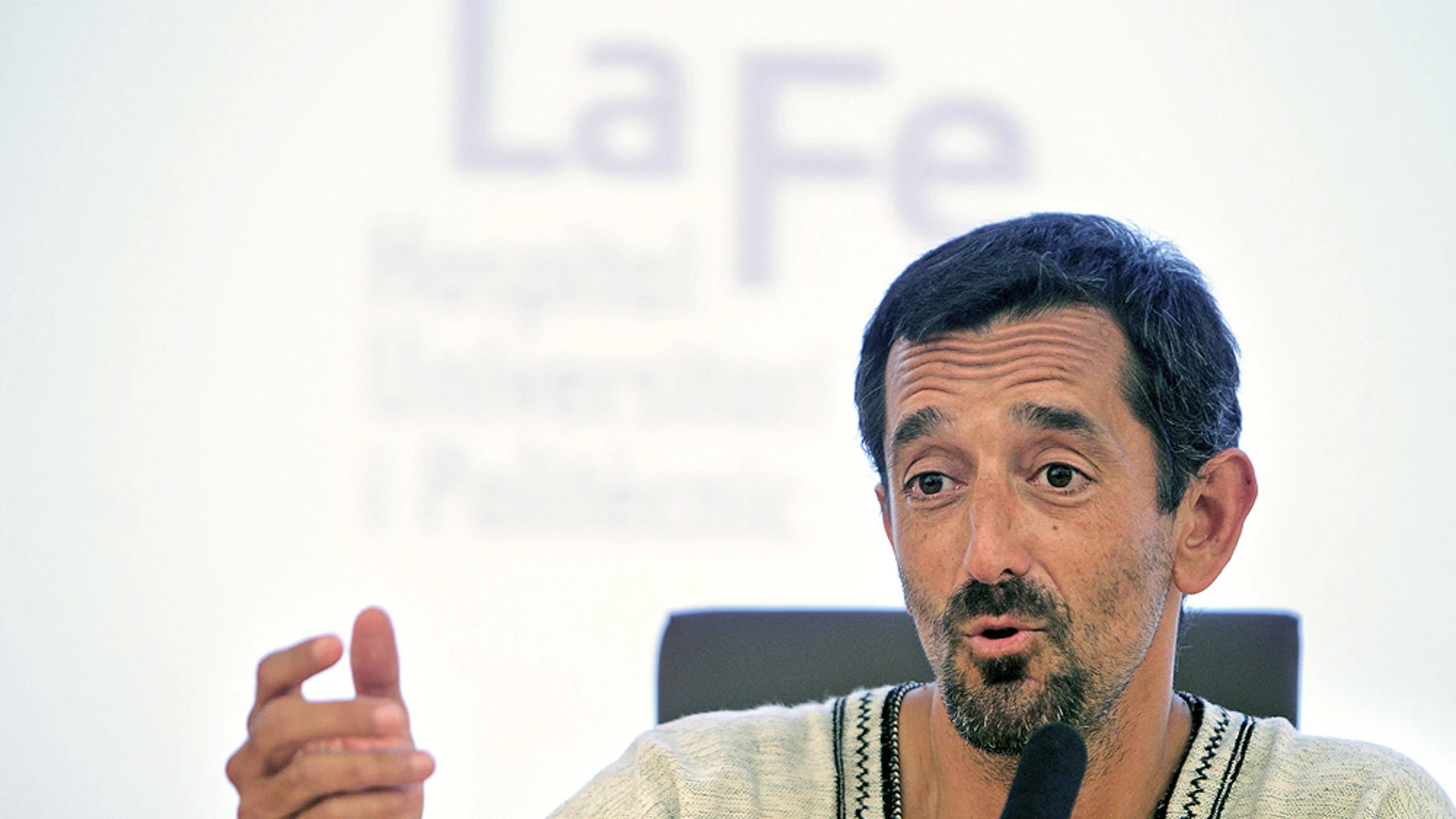 El cirujano Pedro Cavadas El cirujano Pedro Cavadas