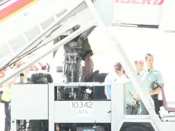 El cuerpo encontrado en el tren de aterrizaje El cuerpo encontrado en el tren de aterrizaje