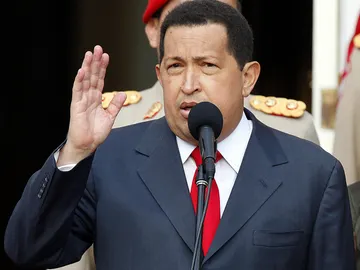 Hugo Chávez tiene permiso para viajar a Cuba Hugo Chávez tiene permiso para viajar a Cuba