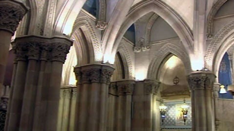 La Sagrada Familia reabre sus puertas tres meses despu&eacute;s
