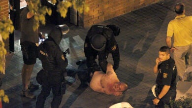 Los Geo detienen al atracador de un bar de Vallecas y liberan a los dos rehenes