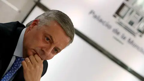 Blanco en el Palacio de la Moncloa Blanco en el Palacio de la Moncloa