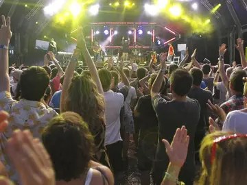 Éxito de asistencia en el FIB Éxito de asistencia en el FIB
