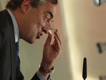 Juan Rosell critica a los funcionarios "prepotentes e incumplidores" Juan Rosell critica a los funcionarios "prepotentes e incumplidores"