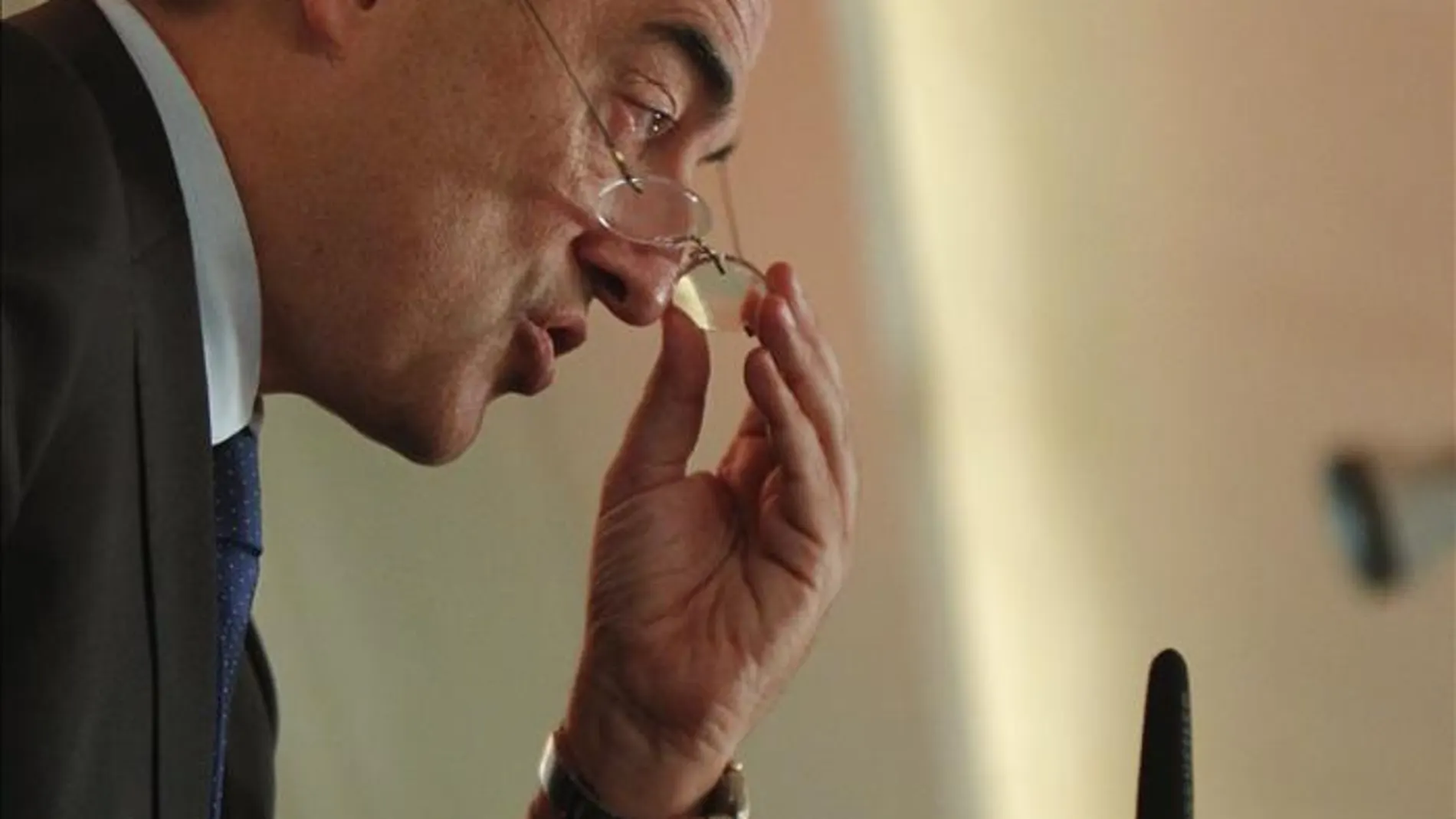 Juan Rosell critica a los funcionarios "prepotentes e incumplidores" Juan Rosell critica a los funcionarios "prepotentes e incumplidores"