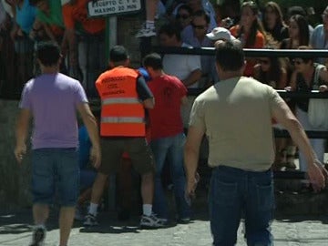 Un joven permanece en estado grave por asta de toro