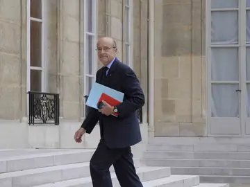 Trinidad Jiménez se reune con el 'primer ministro' de los rebeldes libios Trinidad Jiménez se reune con el 'primer ministro' de los rebeldes libios