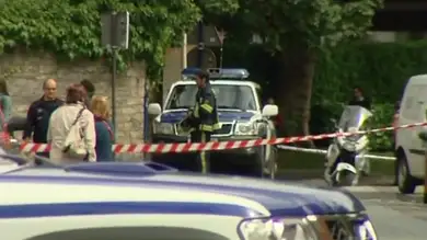 Se atrinchera en su casa y amenaza con volarla para no ser deshauciado Se atrinchera en su casa y amenaza con volarla para no ser deshauciado
