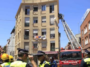 Cinco heridos en una explosión en un piso de Madrid Cinco heridos en una explosión en un piso de Madrid