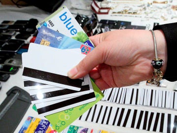 Desarticulada una red de falsificación de tarjetas de crédito