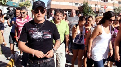 Alejandro Sanz creará una canción para ayudar a los vecinos de Lorca