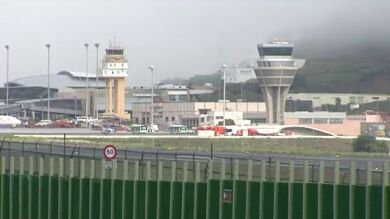 La niebla afecta al tráfico aéreo en Los Rodeos