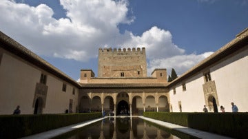 Exterior de la Alhambra de Granada.