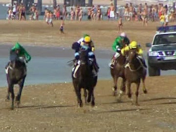 Carreras de caballos en las playas de sanlúcar de barrameda