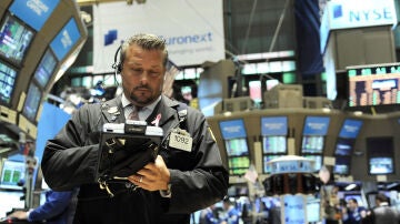 Un corredor de bolsa de Wall Street