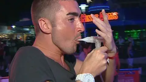 Chupitos de alcohol que se inhalan Chupitos de alcohol que se inhalan