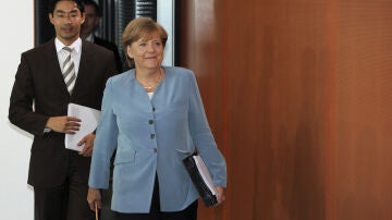 Angela Merkel y el ministro de Economía