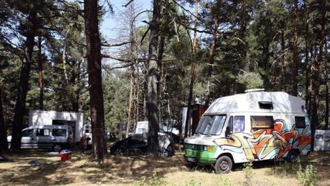 Una fiesta ilegal en Soria re&uacute;ne a unos 3.000 j&oacute;venes
