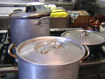 Detenida una cocinera por echar veneno a la comida en un restaurante Detenida una cocinera por echar veneno a la comida en un restaurante