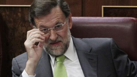 El l&iacute;der del PP, Mariano Rajoy, durante el pleno extraordinario del Congreso