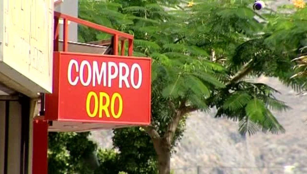 Estafa con falsas monedas de oro