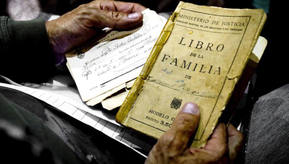 El Libro de Familia no acredita ser pareja de hecho para cobrar una pensión