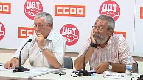 El PP y el PSOE han enviado al desv&aacute;n a los padres constitucionales