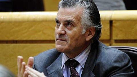 Luis B&aacute;rcenas
