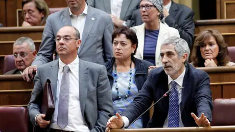 Algunos diputados abandonan el Congreso Algunos diputados abandonan el Congreso