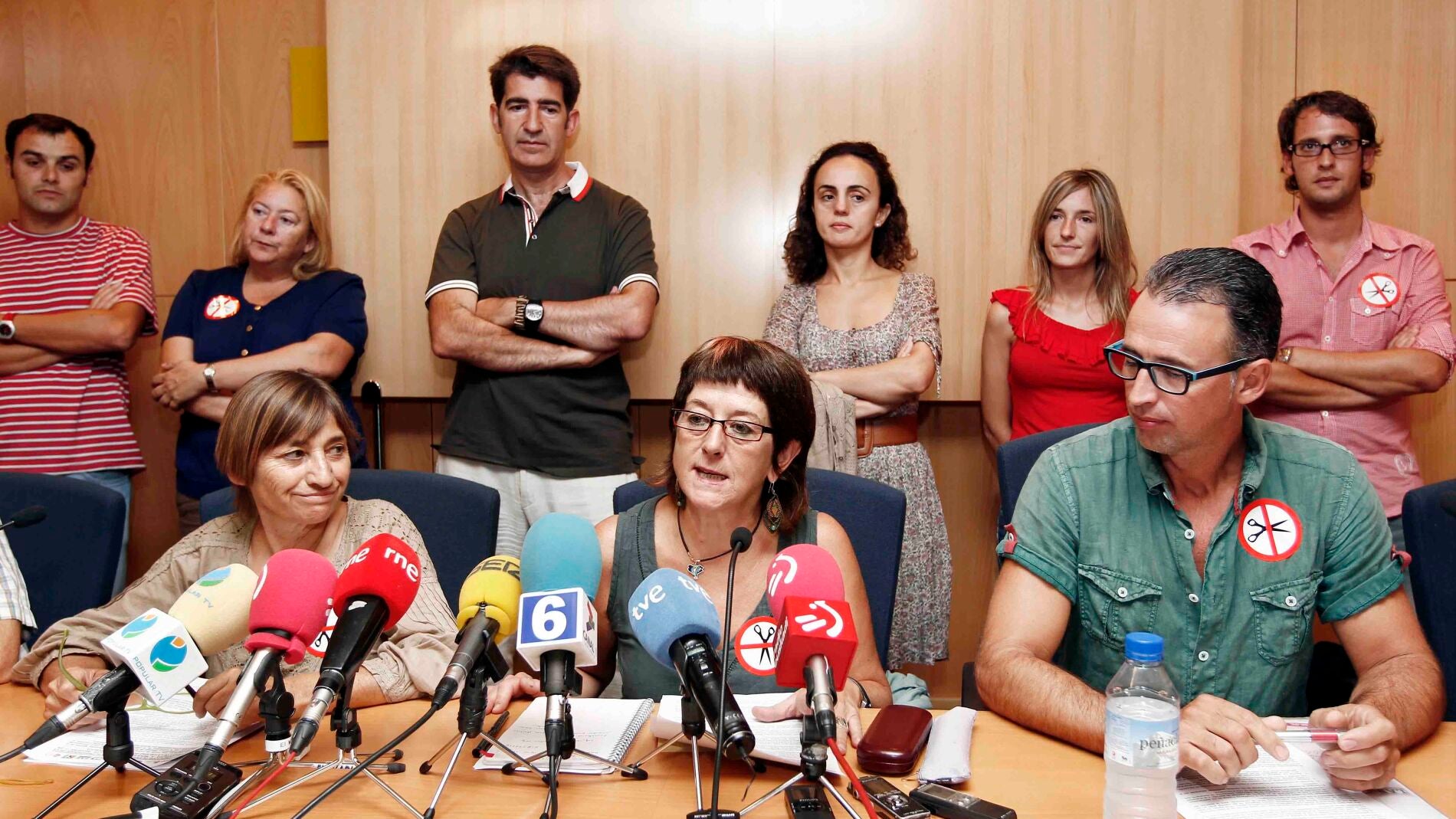 Encierro para protestar contra los recortes de eduaci&oacute;n Encierro para protestar contra los recortes de eduaci&oacute;n 