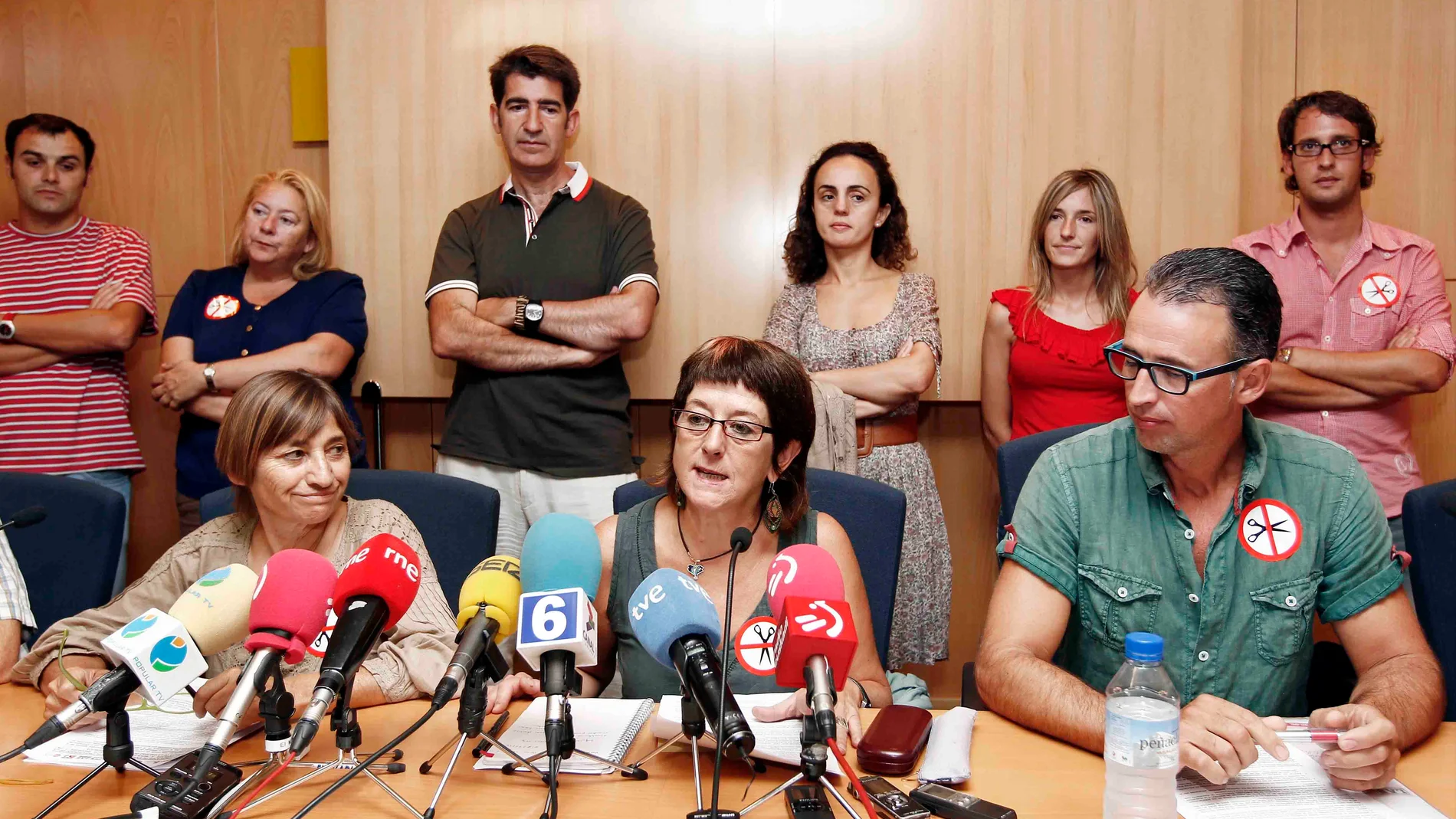Encierro para protestar contra los recortes de eduación Encierro para protestar contra los recortes de eduación Encierro para protestar contra los recortes de eduación Encierro para protestar contra los recortes de eduación