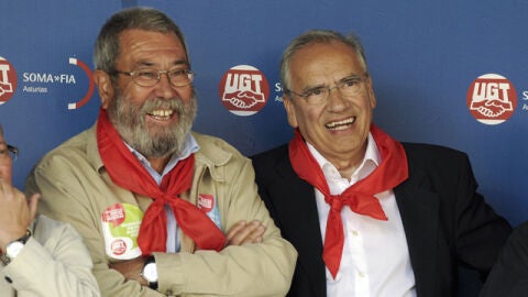 C&aacute;ndido M&eacute;ndez y Alfonso Guerra en Rodiezmo