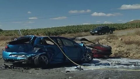 Fallecen tres personas en un accidente de tr&aacute;fico en Fuentec&eacute;n