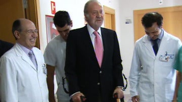El rey Don Juan Carlos tras ser intervenido