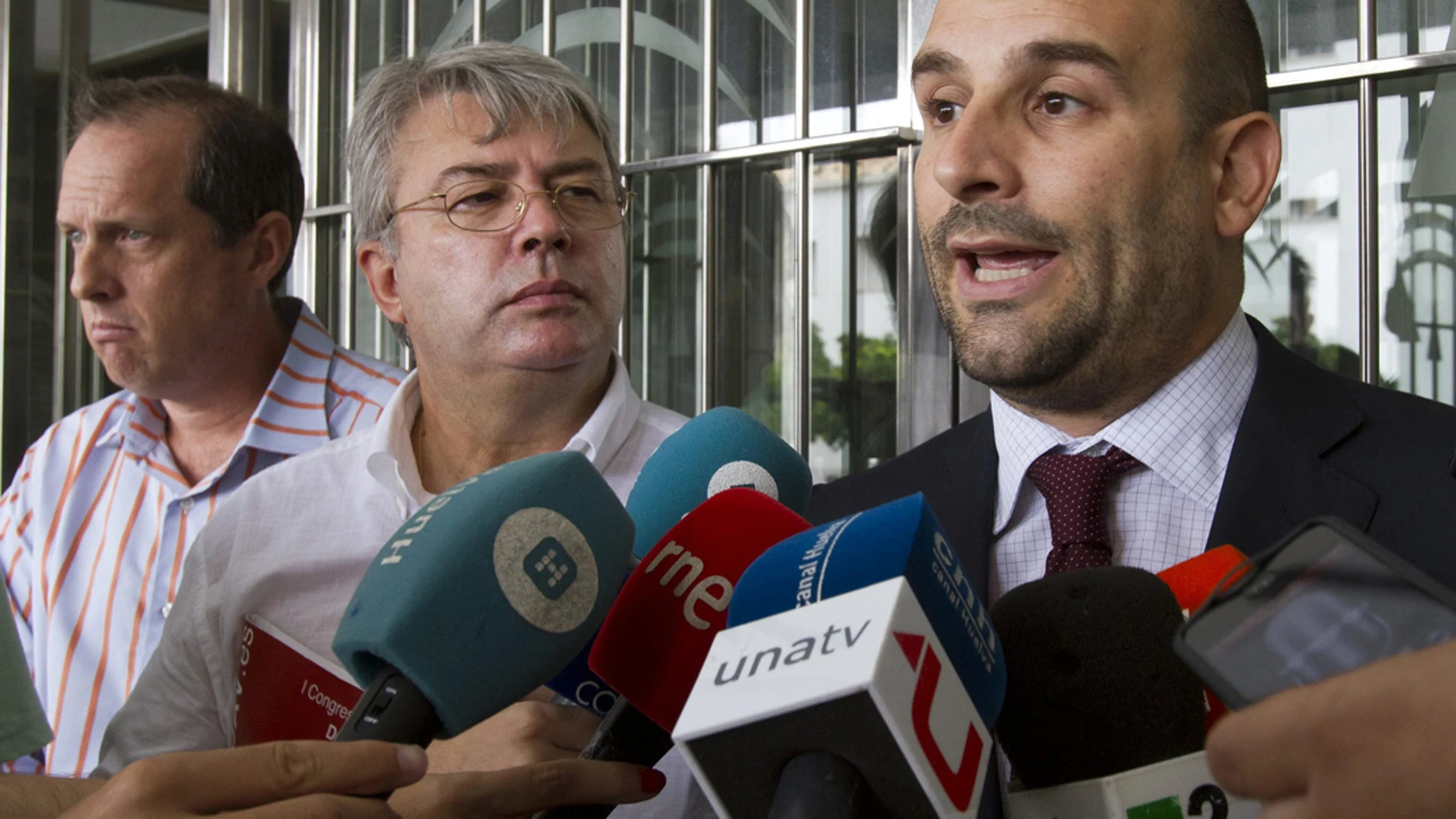 El abogado de la Asociación Derecho a Vivir, Nicolás Morón El abogado de la Asociación Derecho a Vivir, Nicolás Morón