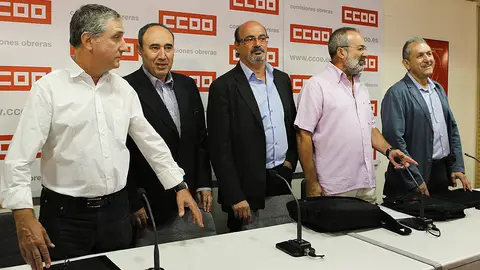 Líderes sindicales en la rueda de prensa Líderes sindicales en la rueda de prensa