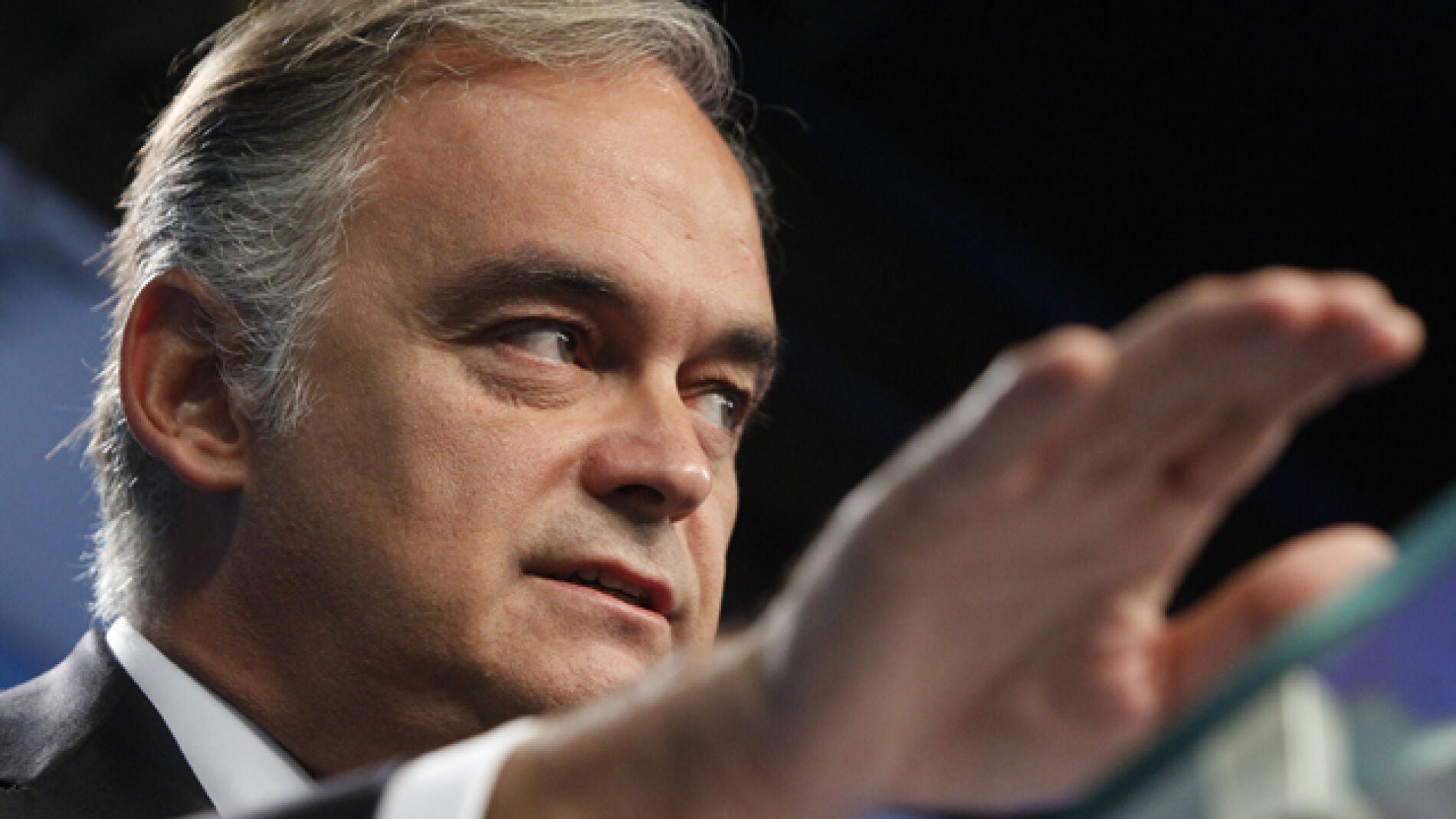  Pons se desdice y afirma que 'ni garantiza, ni promete' 3'5 millones de empleos